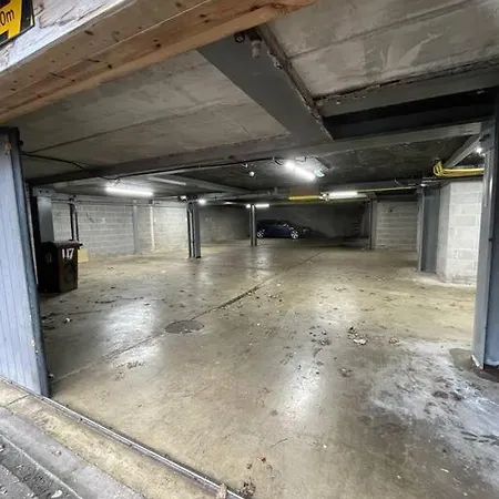 Lovely Two Bed Flat With Free Parking Nottingham Exterior photo