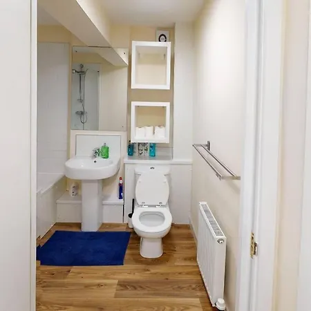 Lovely Two Bed Flat With Free Parking Nottingham Exterior photo